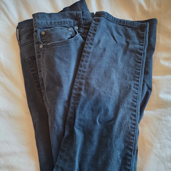 Aeropostale Black Skinny Jeans 34.34 Used (Distressed) - Picture 2 of 3